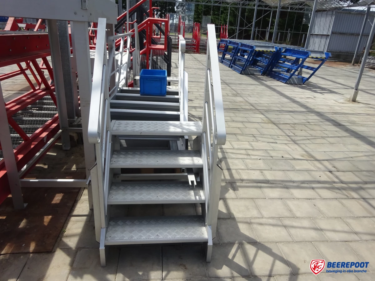 Aluminium trappen